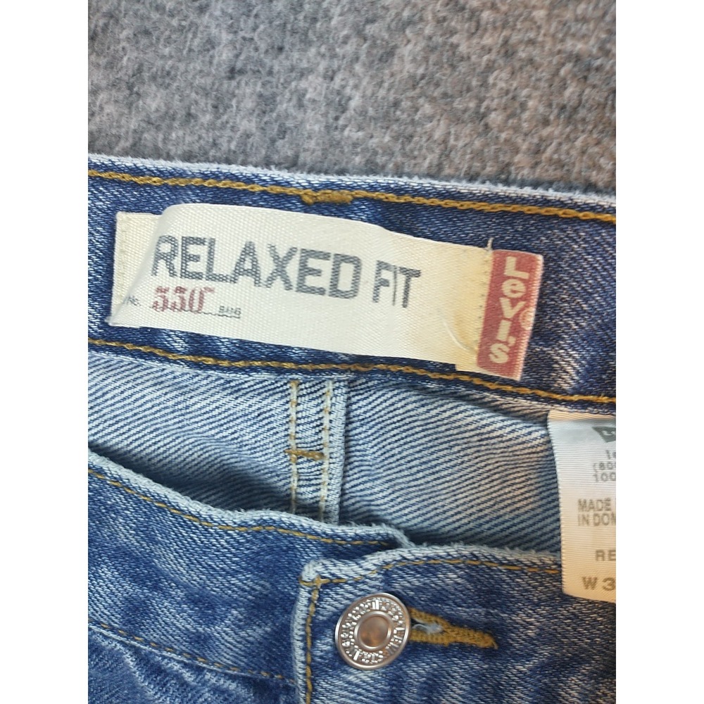Levis 550 Relaxed Fit Blue Denim Jeans Mens 36x29 Medium Wash Tapered Leg 00550 - Picture 12 of 16